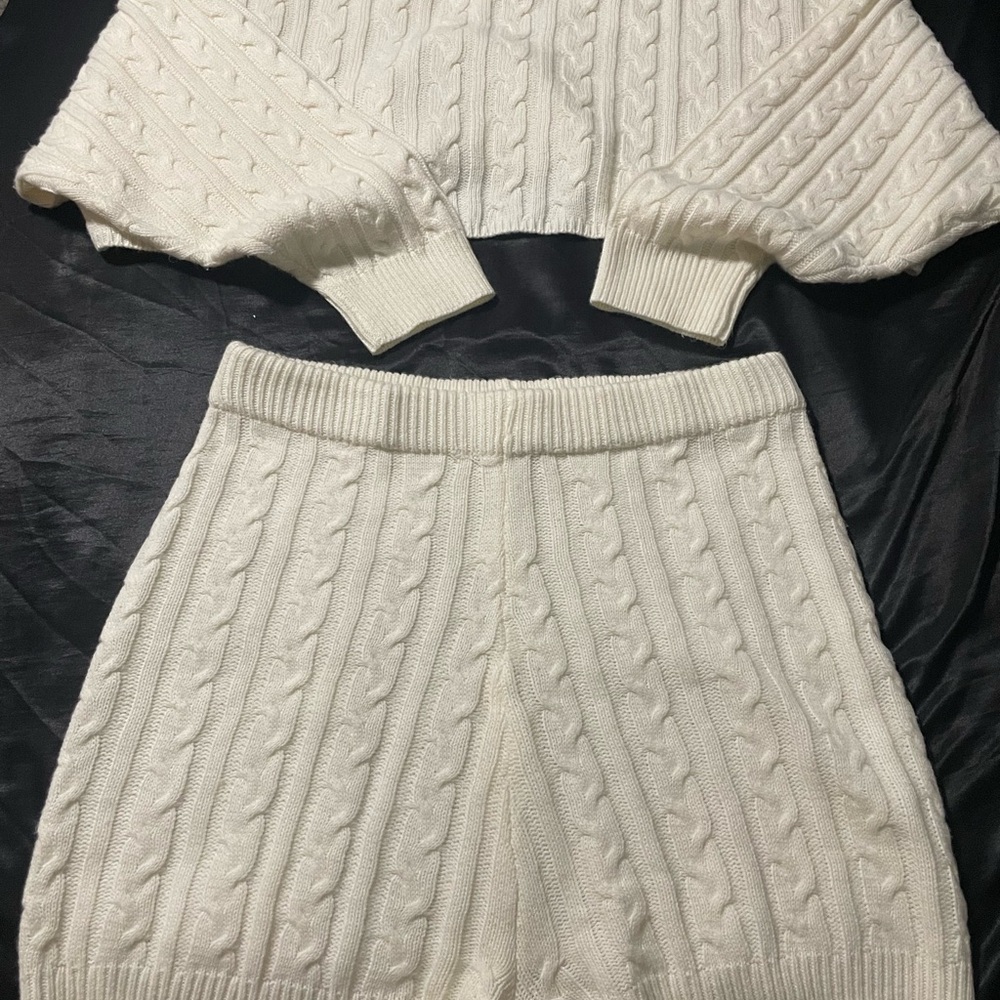 Cable Knit Sweater and Shorts Set in Cream